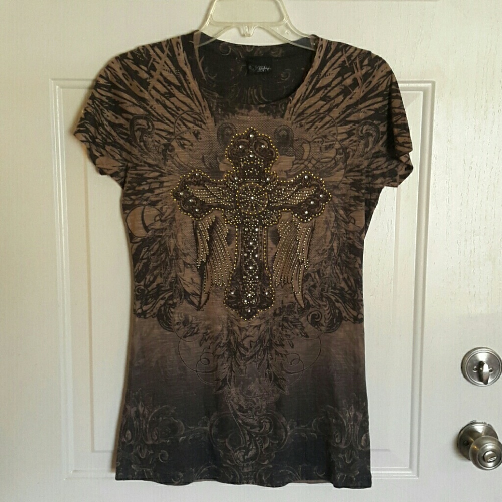 New Daytrip tee ❤